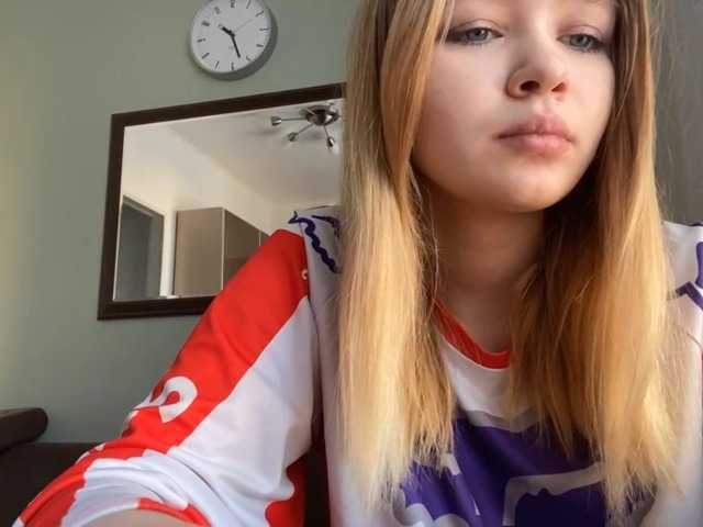 HerminiaLanting's BongaCams show and profile