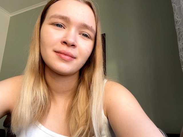 HerminiaLanting's BongaCams show and profile