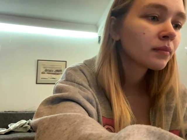 HerminiaLanting's BongaCams show and profile