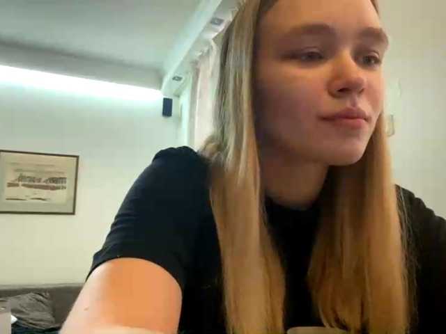 HerminiaLanting's BongaCams show and profile