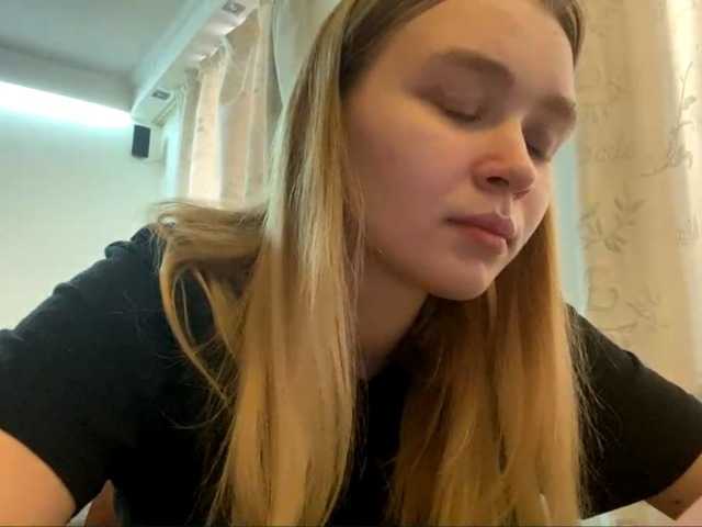 HerminiaLanting's BongaCams show and profile