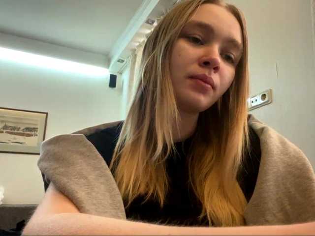 HerminiaLanting's BongaCams show and profile