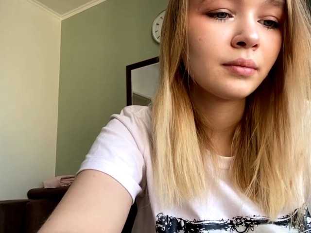 HerminiaLanting's BongaCams show and profile