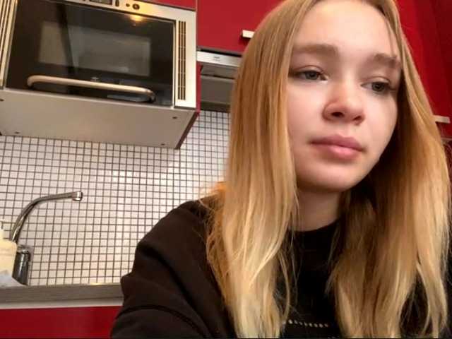 HerminiaLanting's BongaCams show and profile