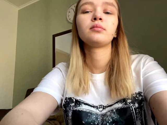 HerminiaLanting's BongaCams show and profile