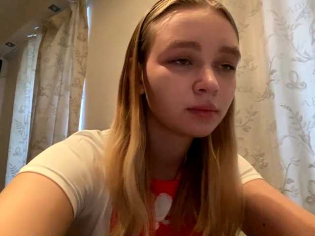 HerminiaLanting's BongaCams show and profile