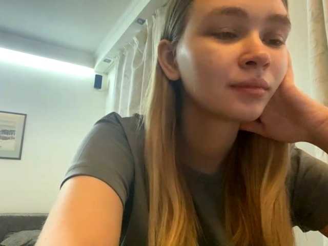 HerminiaLanting's BongaCams show and profile