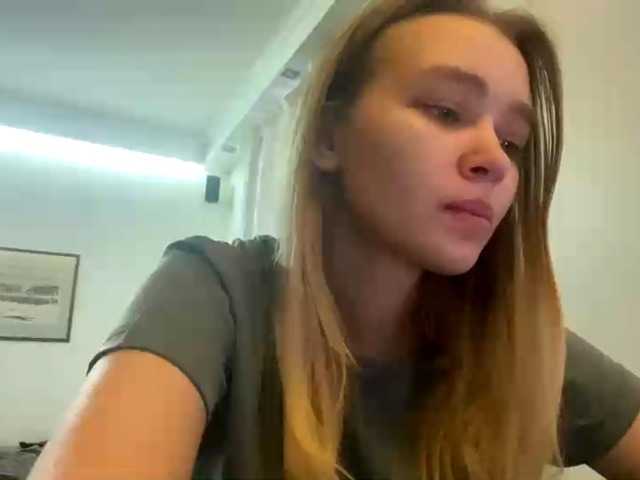 HerminiaLanting live cam profile