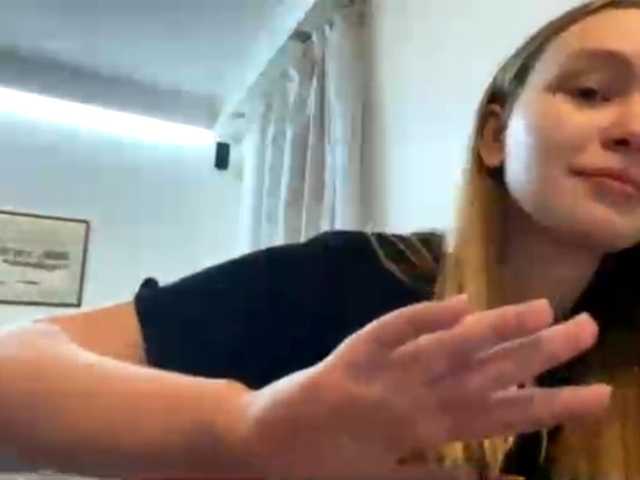 HerminiaLanting's BongaCams show and profile