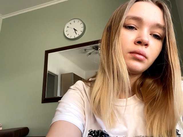 HerminiaLanting's BongaCams show and profile