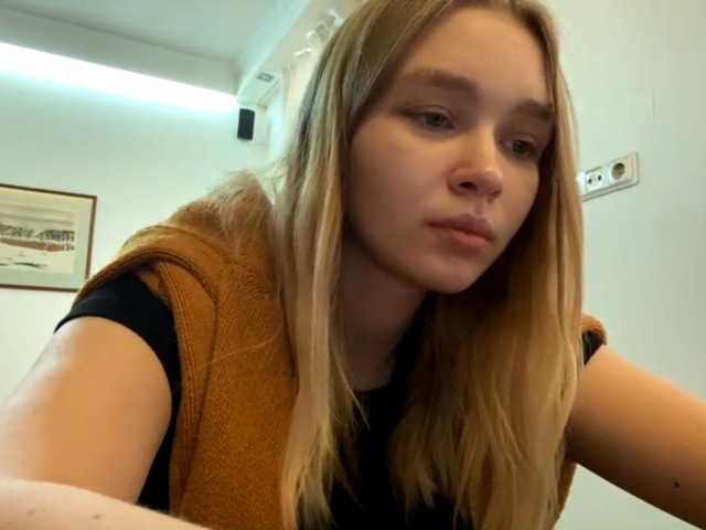 HerminiaLanting's BongaCams show and profile