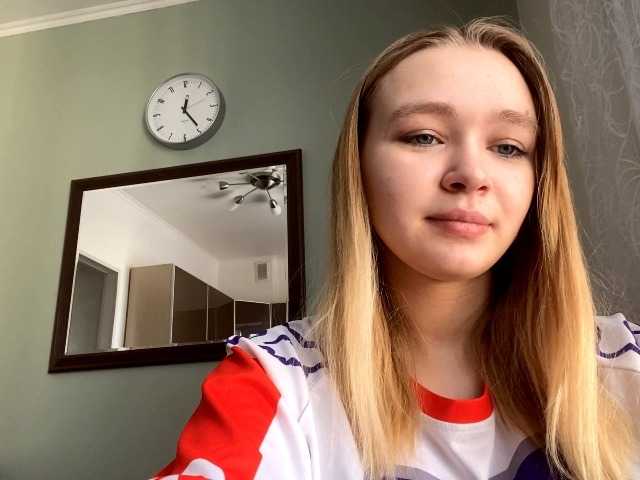 HerminiaLanting's BongaCams show and profile