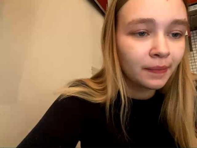 HerminiaLanting's BongaCams show and profile