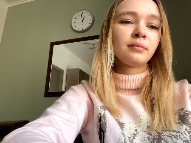 HerminiaLanting's BongaCams show and profile