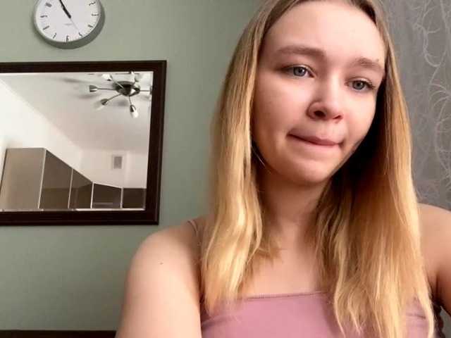 HerminiaLanting's BongaCams show and profile