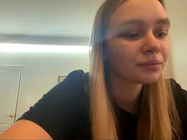 HerminiaLanting's BongaCams show and profile