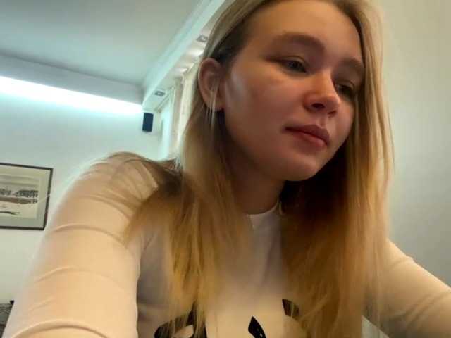 HerminiaLanting's BongaCams show and profile