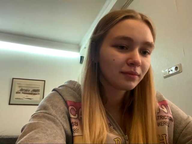 HerminiaLanting's BongaCams show and profile