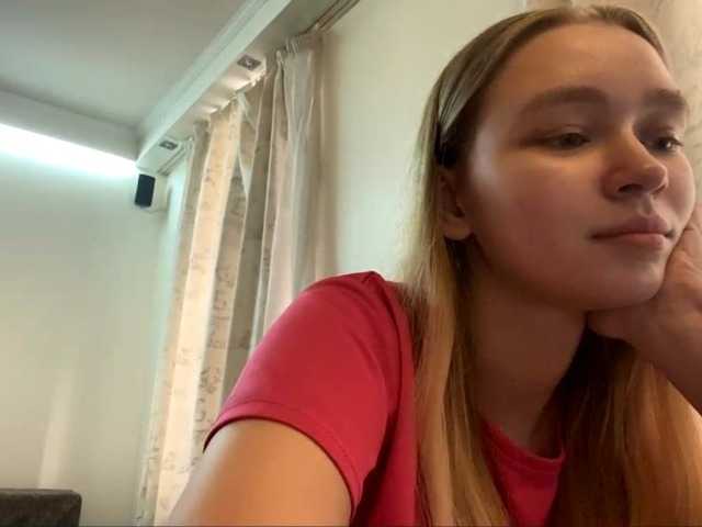 HerminiaLanting's BongaCams show and profile