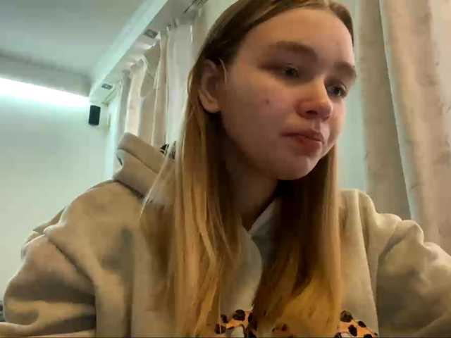 HerminiaLanting's BongaCams show and profile