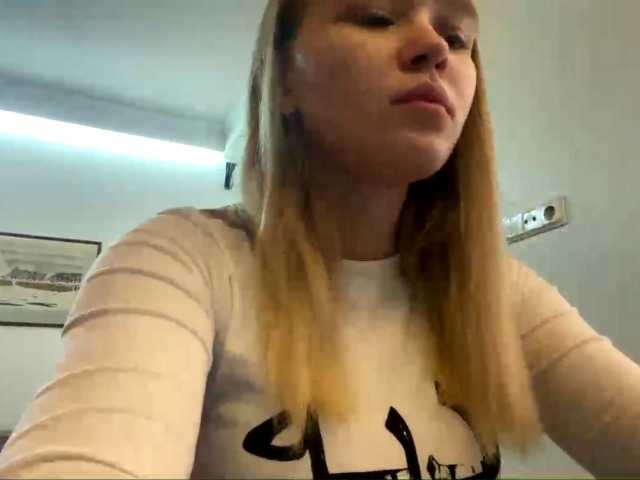 HerminiaLanting's BongaCams show and profile