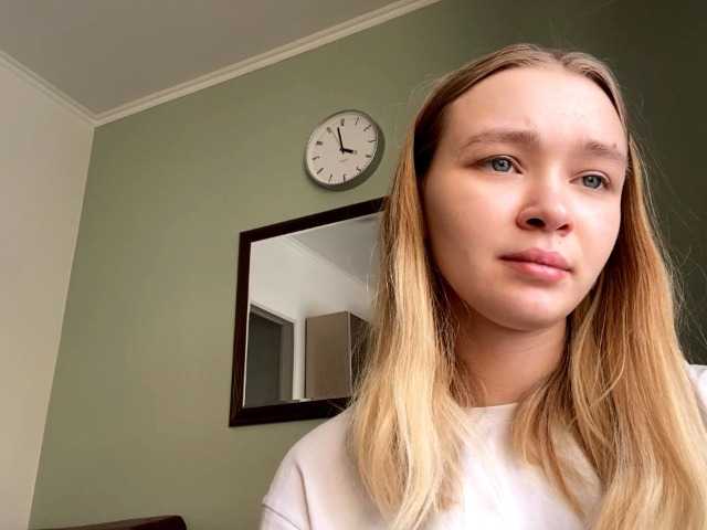 HerminiaLanting's BongaCams show and profile