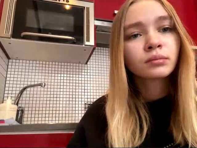 HerminiaLanting from BongaCams is Freechat