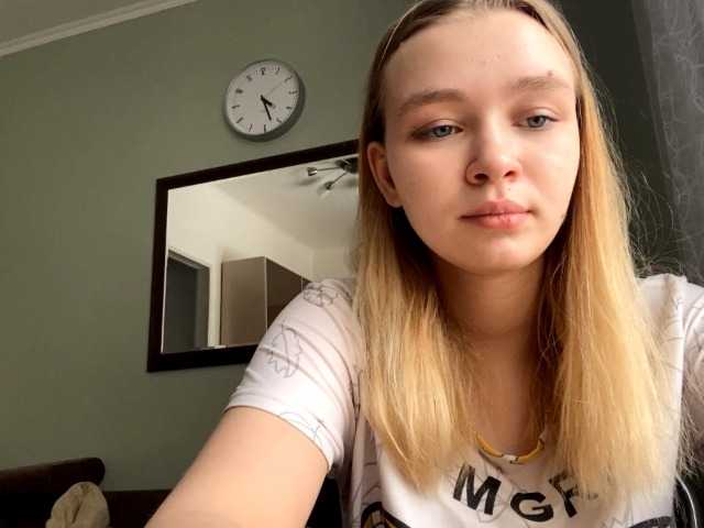 HerminiaLanting's BongaCams show and profile