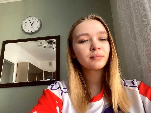 HerminiaLanting's BongaCams show and profile