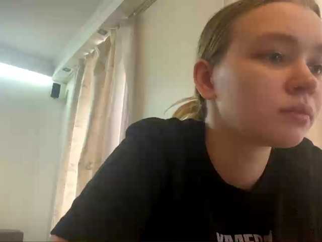 HerminiaLanting's BongaCams show and profile