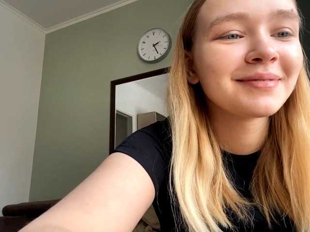 HerminiaLanting's BongaCams show and profile