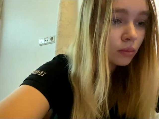 HerminiaLanting's BongaCams show and profile