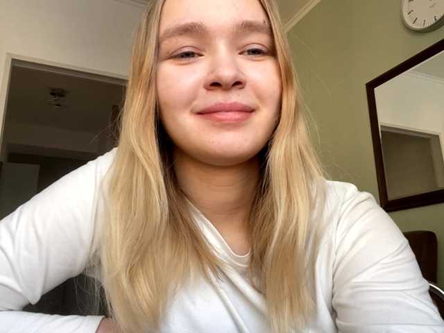 HerminiaLanting's BongaCams show and profile