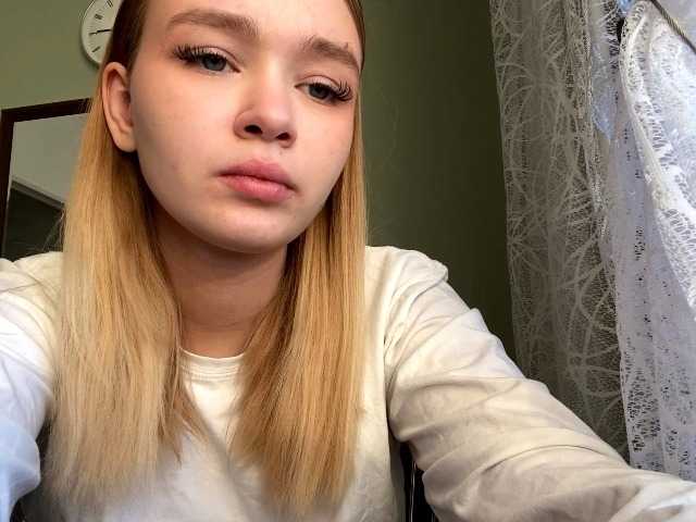 HerminiaLanting's BongaCams show and profile