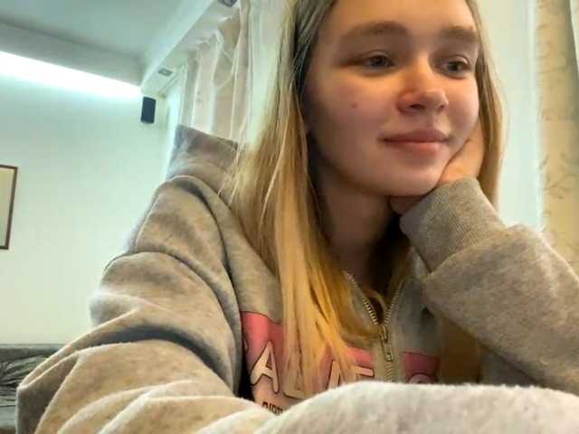 HerminiaLanting's BongaCams show and profile