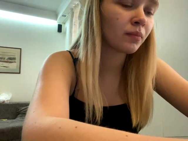 HerminiaLanting's BongaCams show and profile