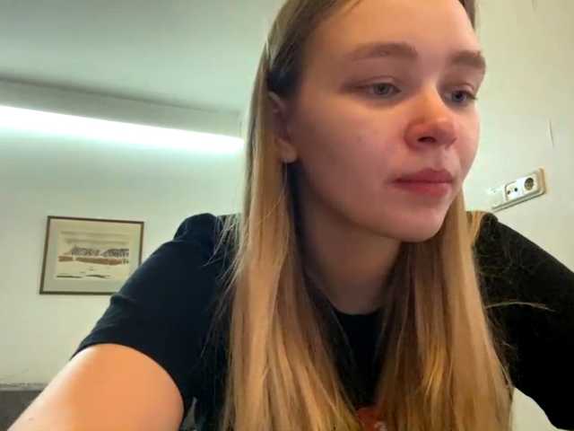 HerminiaLanting's BongaCams show and profile