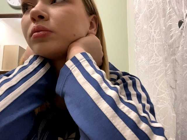 HerminiaLanting's BongaCams show and profile