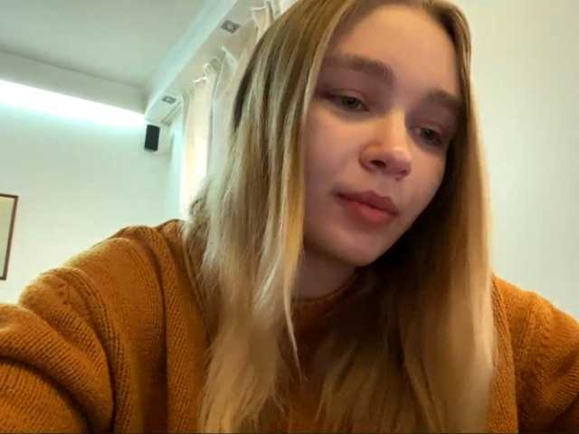 HerminiaLanting's BongaCams show and profile