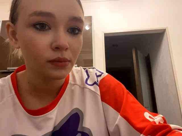 HerminiaLanting webcam