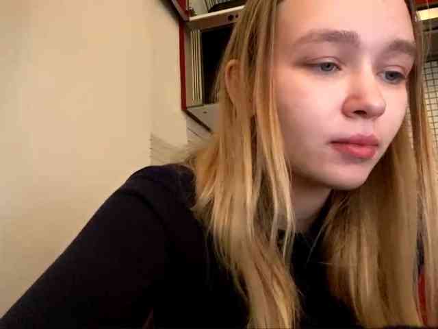 HerminiaLanting Live Webcam on BongaCams