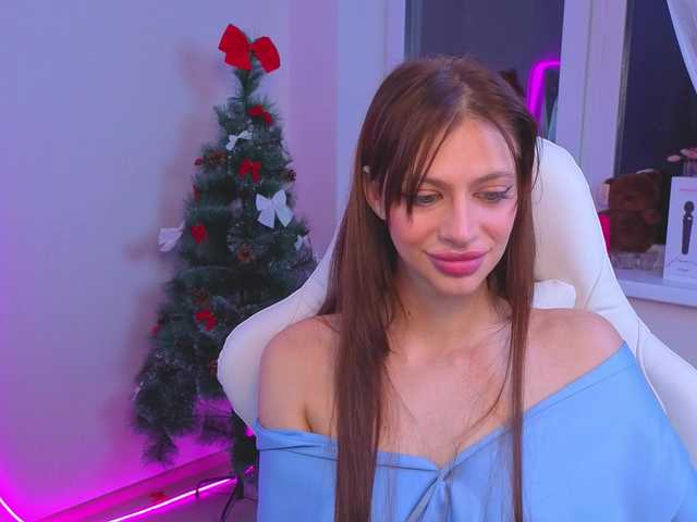 Lizattt's BongaCams show and profile