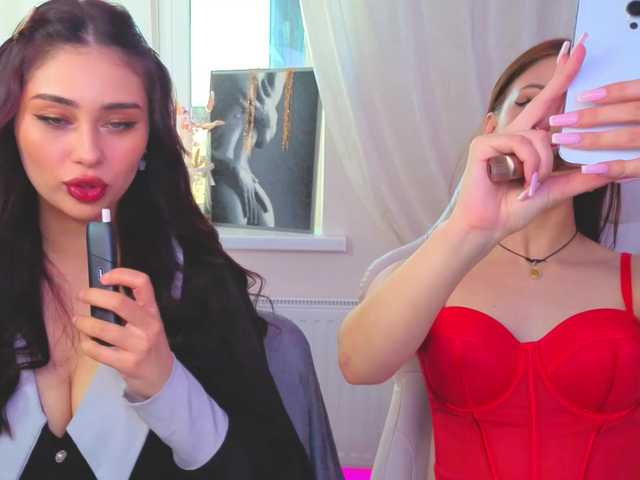 Lizattt's BongaCams show and profile