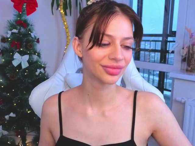 Lizattt's BongaCams show and profile