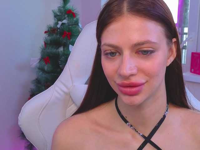 Lizattt's BongaCams show and profile