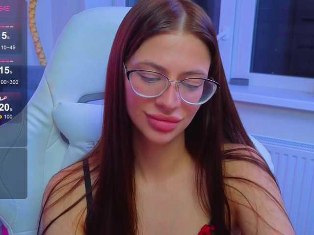 Lizattt's BongaCams show and profile