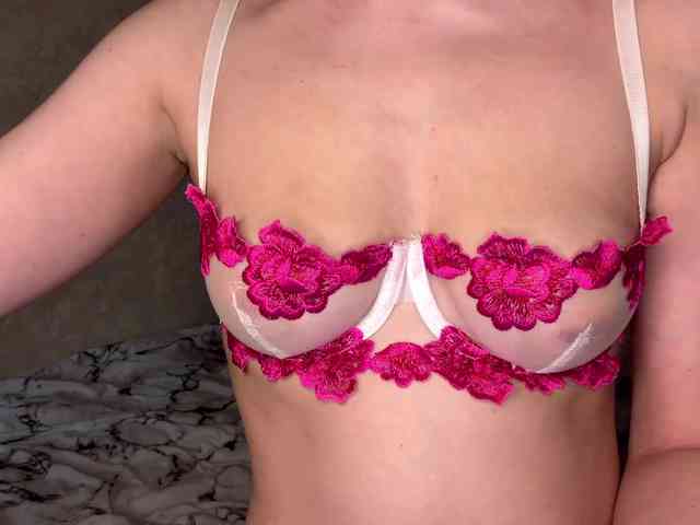 AnnmarieMador webcam