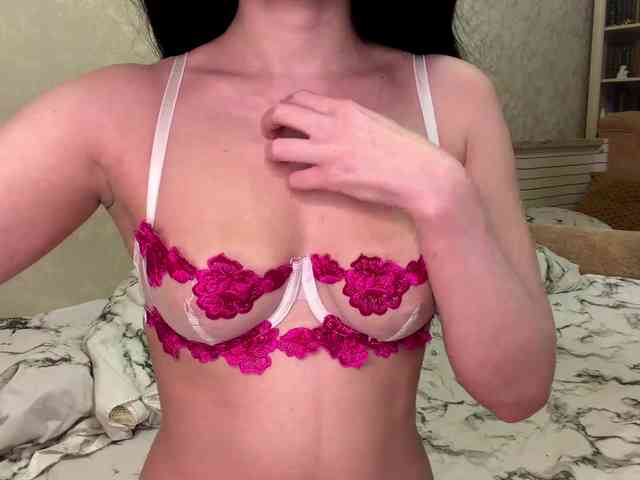 AnnmarieMador webcam