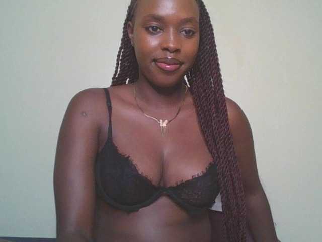 Sexykitty4's BongaCams show and profile