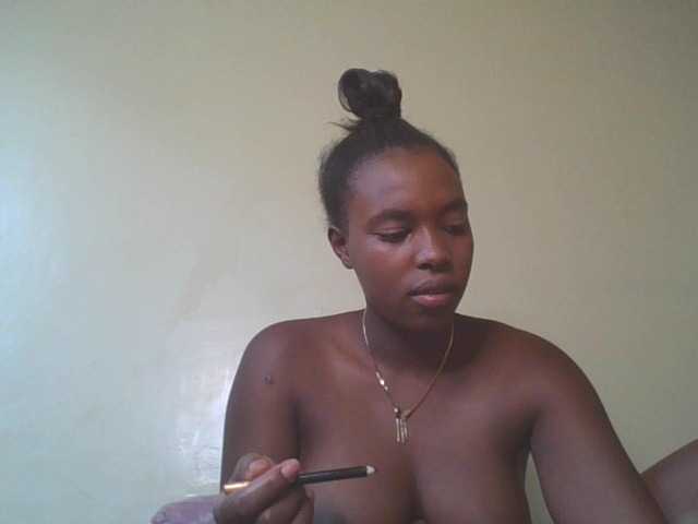 Sexykitty4's BongaCams show and profile